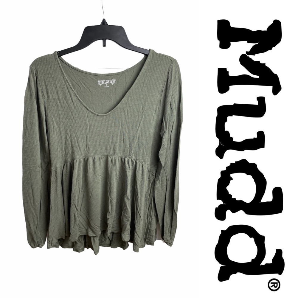 🌿50% off! Mudd Long Sleeved Peplum Top Olive Green Size M